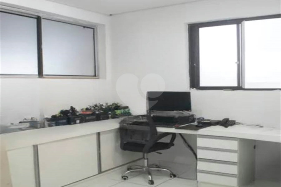Sobrado à venda com 3 quartos, sendo 1 suíte, em Vila Nova Cachoeirinha, São Paulo, SP