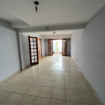 Casa à venda com 3 quartos, sendo 1 suíte, em Vila Vianelo, Jundiaí, SP