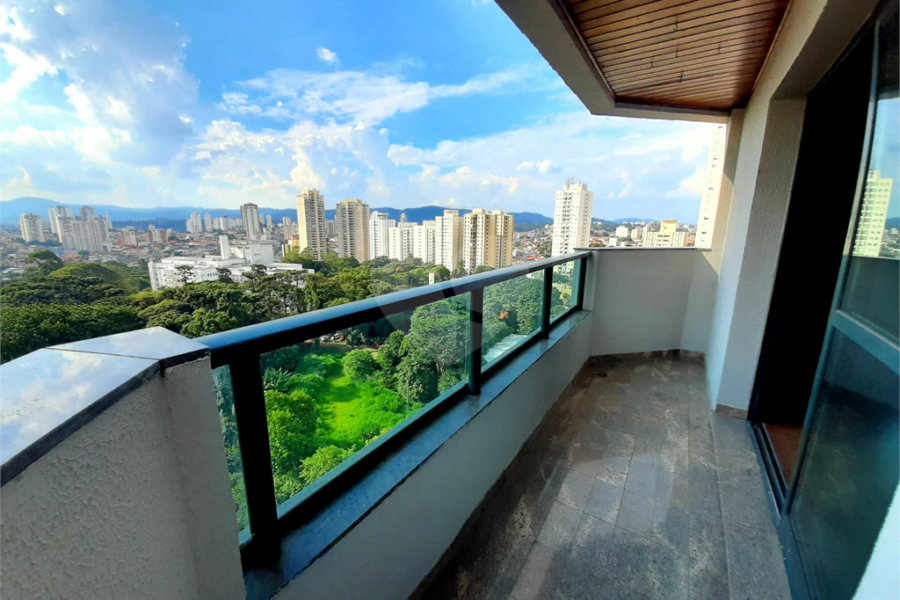 Apartamento à venda com 3 quartos, sendo 1 suíte,  em Santana, São Paulo, SP