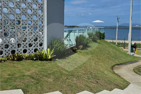 Casa em condomínio à venda em Nova São Pedro, São Pedro da Aldeia, RJ