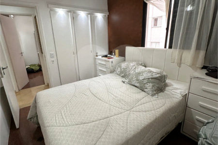 Apartamento à venda com 3 quartos, sendo 1 suíte, em Vila Regente Feijó, São Paulo, SP