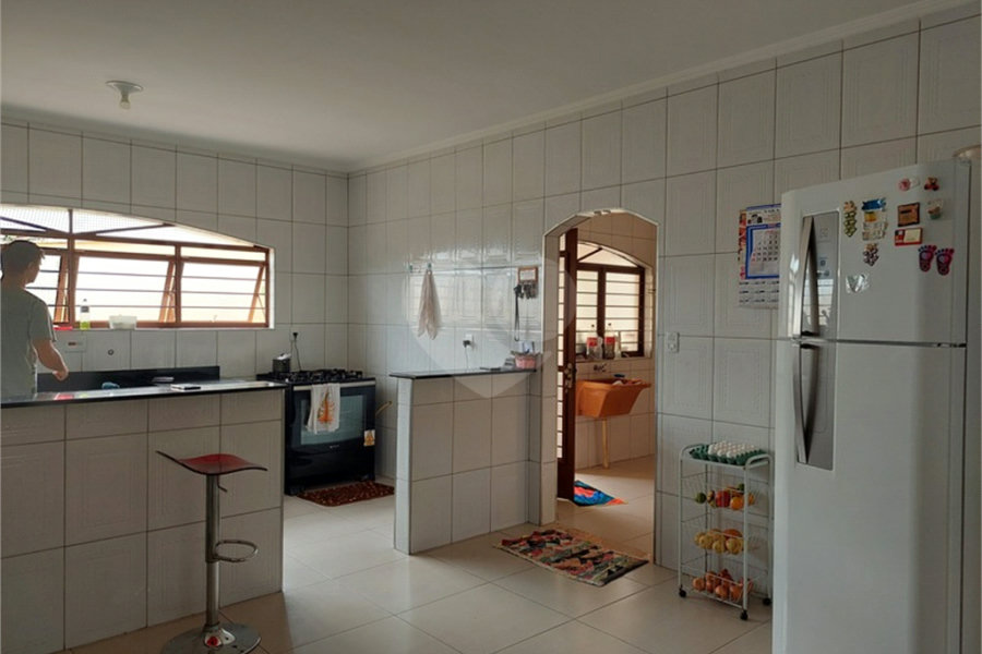 Casa à venda com 5 quartos, sendo 3 suítes, no Centro, Mairiporã, SP