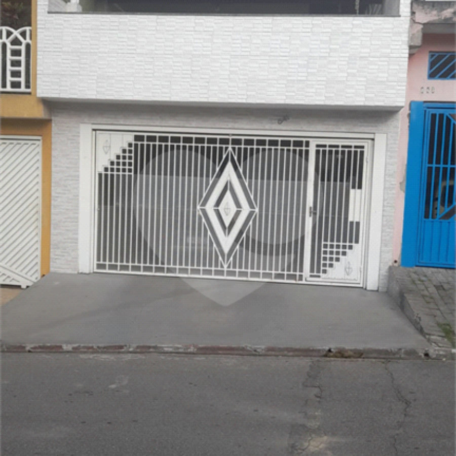 Sobrado à venda com 3 quartos, sendo 1 suíte, em Vila Curuçá, São Paulo, SP