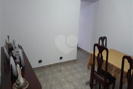 Sobrado à venda com 2 quartos em Vila dos Remédios, São Paulo, SP