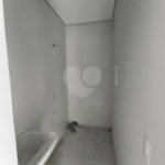 Casa à venda com 3 quartos, sendo 1 suíte, no condomínio Tivolli, Itapetininga - SP