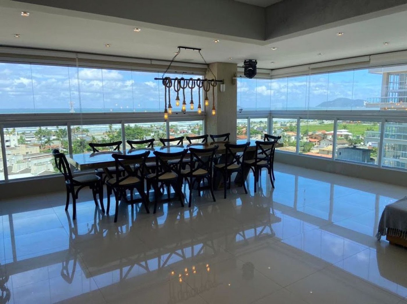 Apartamento Residencial à venda, Balneário Cidade Atlântica, Guarujá - AP1277.