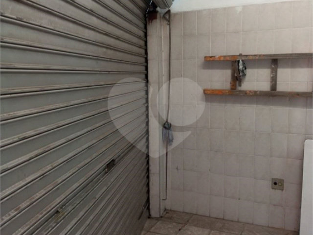 Sobrado à venda com 3 quartos em Vila Santa Maria, São Paulo, SP