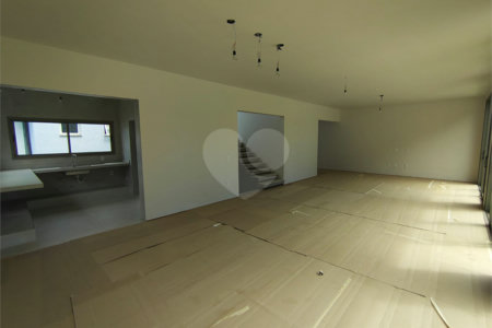 Casa à venda com 4 quartos, sendo 3 suítes,  no condomínio Villa Verde, Jundiaí - SP