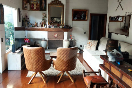 Casa à venda com 3 quartos, sendo 1 suíte, em Jardim Leonor, São Paulo, SP