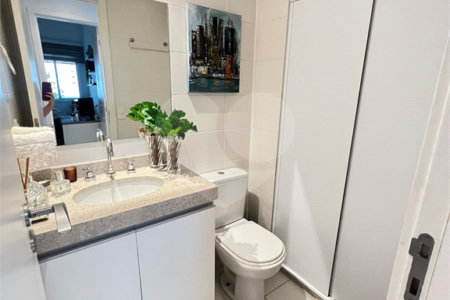 Apartamento à venda com 2 quartos, sendo 1 suíte, em Campo Belo, São Paulo, SP