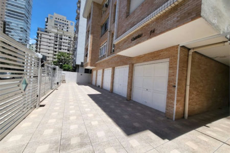 Apartamento com 4 dormitórios à venda, 180 m² por R$ 700.000,00 - Gonzaga - Santos/SP