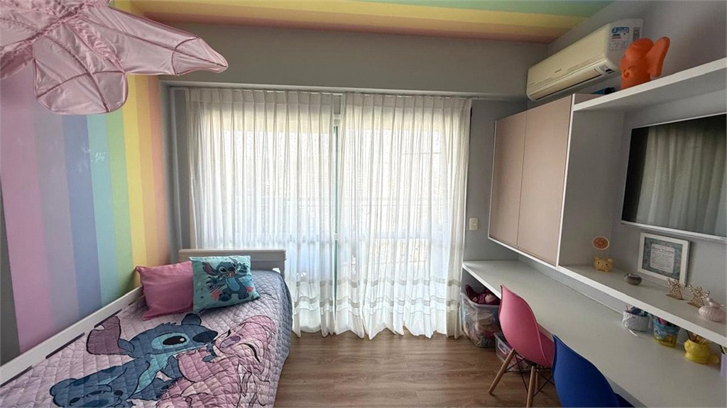 Apartamento à venda com 3 quartos, sendo 1 suíte, em Pitangueiras, Guarujá, SP
