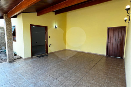 Casa à venda com 3 quartos em Parque da Lagoa, Itapetininga, SP