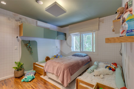 Casa à venda com 3 suítes no condomínio Residencial Canumã, São Paulo - SP