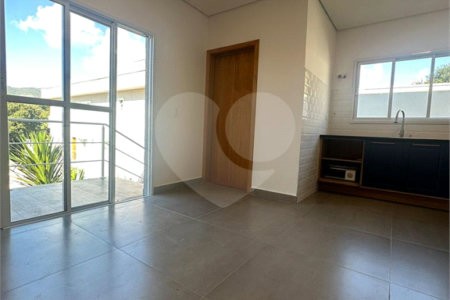 Sobrado à venda com 3 quartos, sendo 1 suíte, em Jardim do Lago, Atibaia, SP