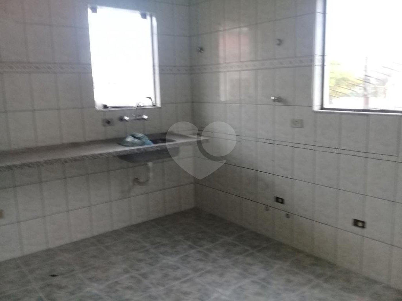 Sobrado à venda com 3 quartos, sendo 1 suíte,  em Horto, São Paulo, SP