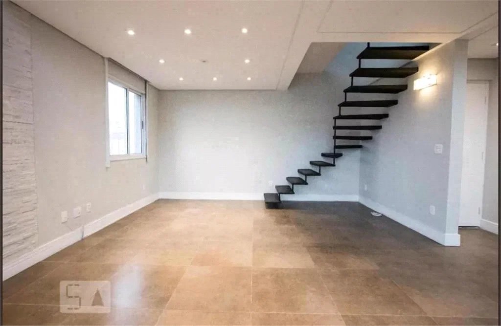 Apartamento à venda com 1 suíte em Vila Suzana, São Paulo, SP