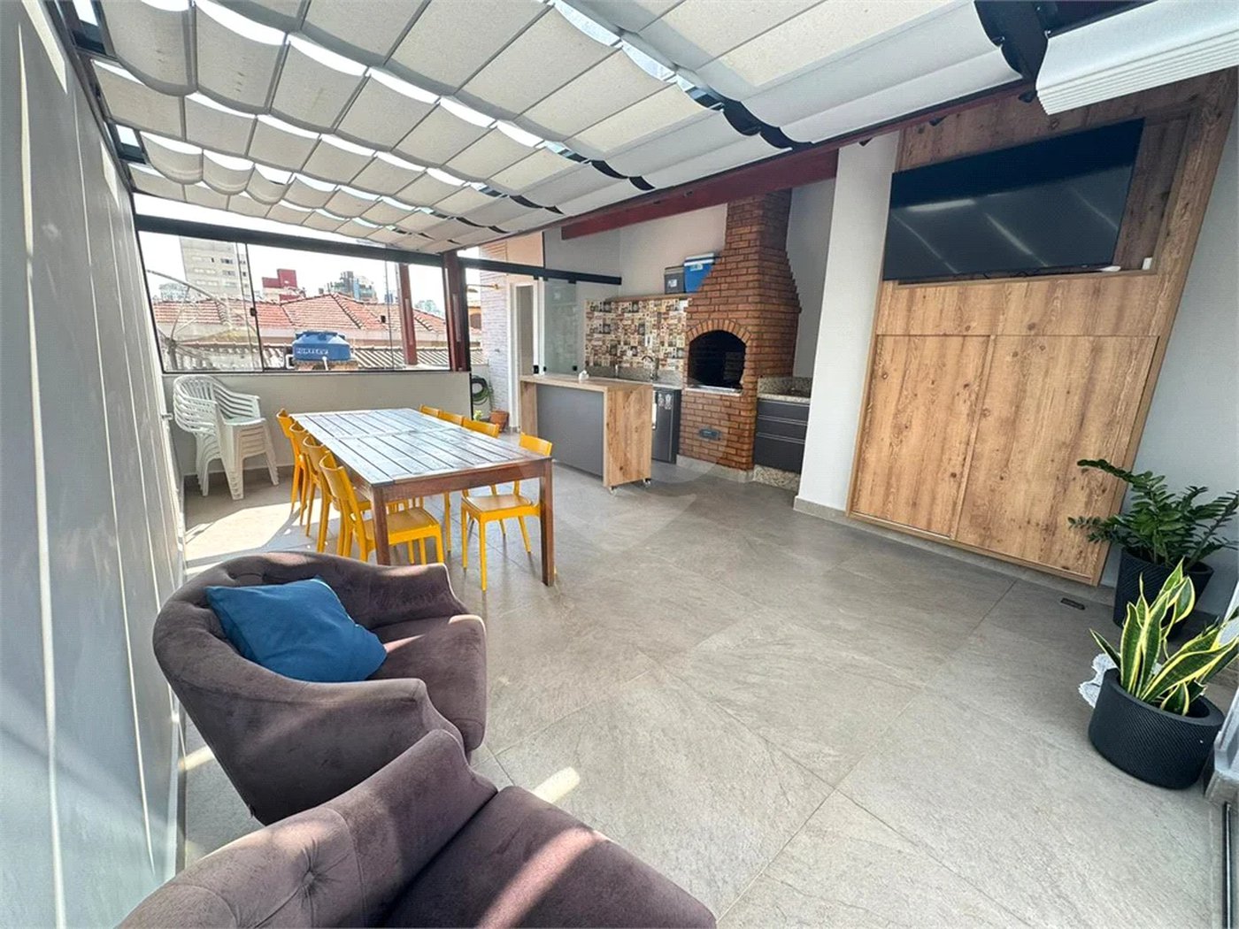 Casa à venda com 3 suítes no condomínio Belle Villle, São Paulo - SP