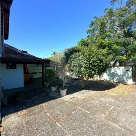 Casa em condomínio à venda com 2 suítes em Palmeiras, Cabo Frio, RJ