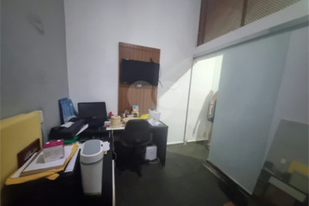 Casa à venda com 3 quartos, sendo 1 suíte, no Centro, Vinhedo, SP