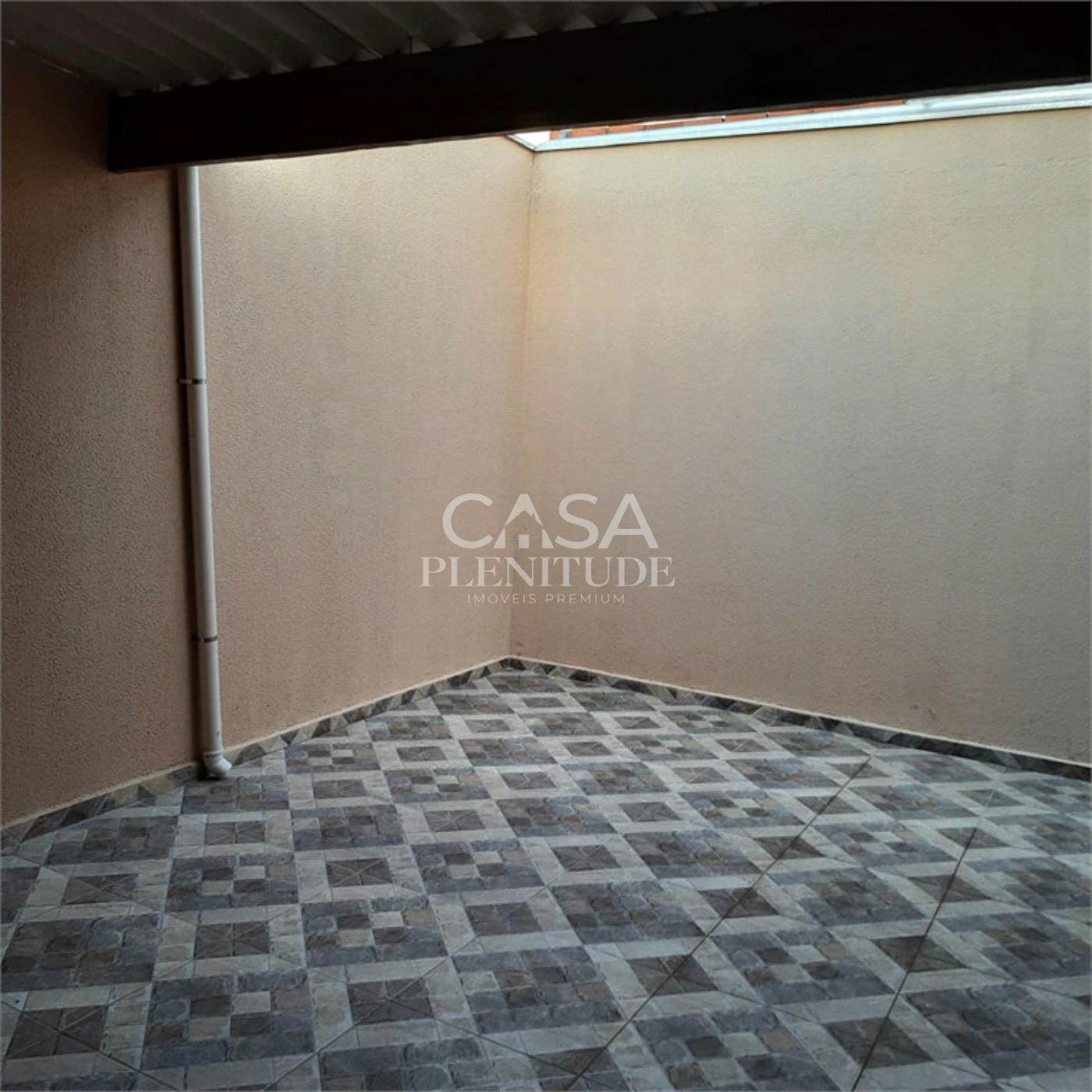 Sobrado à venda com 2 quartos, sendo 1 suíte, em Jardim dos Pássaros, Sorocaba, SP