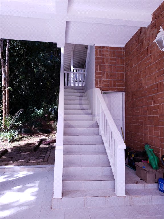 Casa à venda com 2 quartos, sendo 1 suíte, em Cumbari, Mairiporã, SP