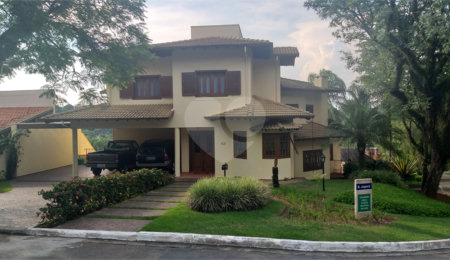 Casa à venda com 5 quartos, sendo 2 suítes,  no condomínio Vinhas da Vista Alegre - Lado Sede, Vinhedo - SP
