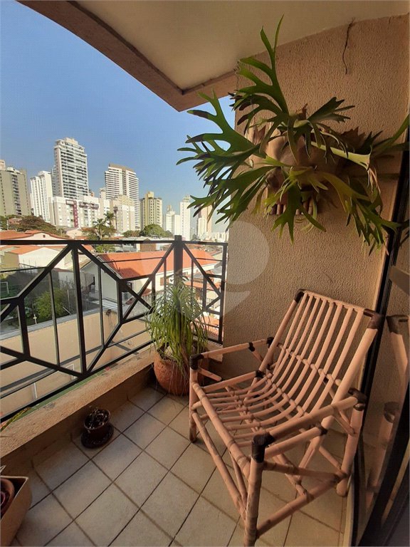 Apartamento à venda com 2 quartos, sendo 1 suíte, em Alto da Lapa, São Paulo, SP