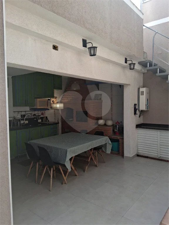 Casa à Venda na Vila Rosália | 4 Dorms, Área Gourmet e Rua Sem Saída