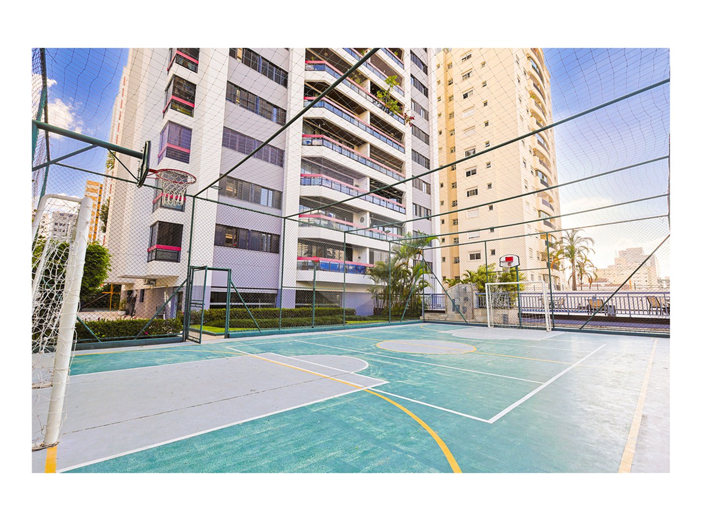 Apartamento à venda com 3 quartos, sendo 1 suíte, em Pinheiros, São Paulo, SP