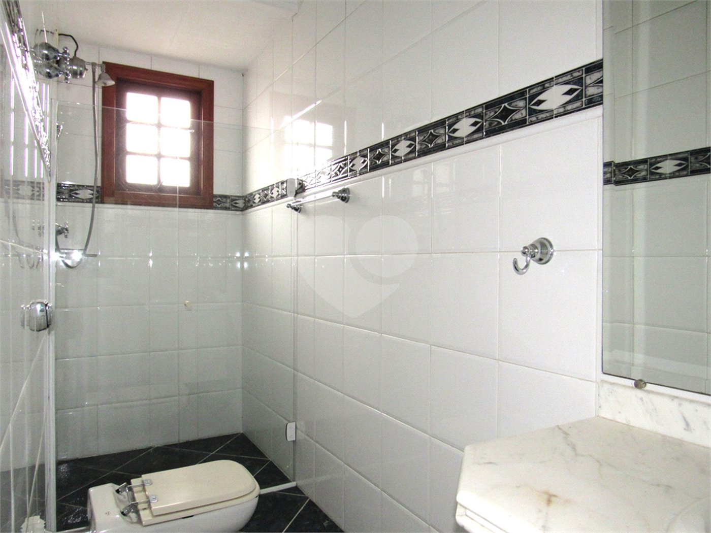 Casa à venda com 3 suítes em Alto da Boa Vista, São Paulo, SP