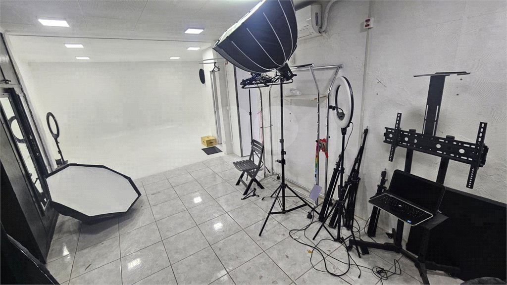 Sala à venda ou para alugar no Centro, São Paulo, SP