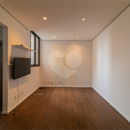 Apartamento à venda com 2 suítes em Moema, São Paulo, SP