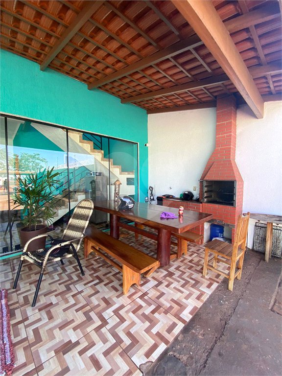 Sobrado à venda com 2 quartos, sendo 1 suíte, em Nova Tres Lagoas, Três Lagoas, MS