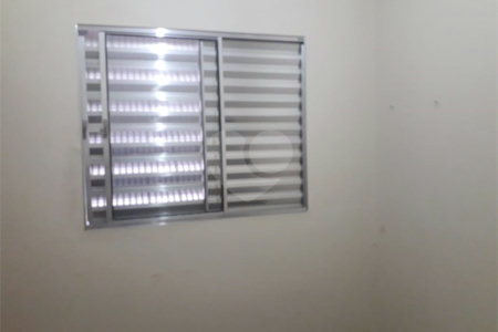 Casa Térrea à venda com 4 quartos, sendo 1 suíte, em Vila Constança, São Paulo, SP