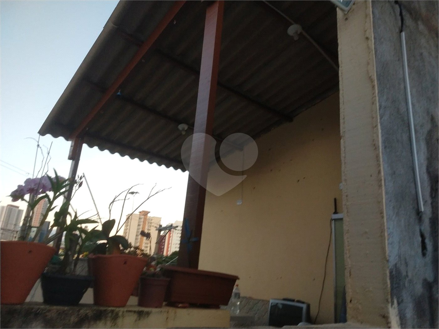 Sobrado à venda com 3 quartos, sendo 1 suíte, em Parada Inglesa, São Paulo, SP