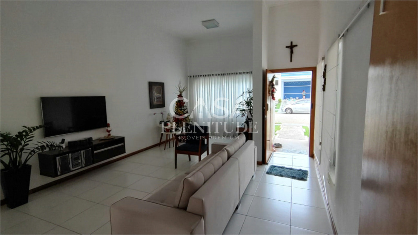 Casa em condomínio à venda com 3 quartos, sendo 1 suíte, em Iporanga, Sorocaba, SP