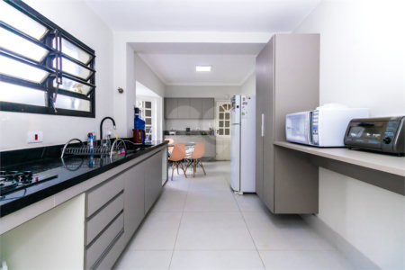 Casa à venda com 3 quartos, sendo 1 suíte, em Brooklin Paulista, São Paulo, SP