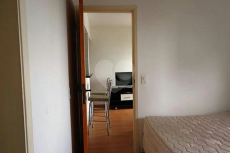 Apartamento à venda com 1 suíte em Vila Suzana, São Paulo, SP