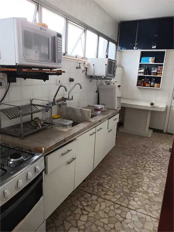 Apartamento à venda com 4 quartos, sendo 1 suíte, em Pinheiros, São Paulo, SP