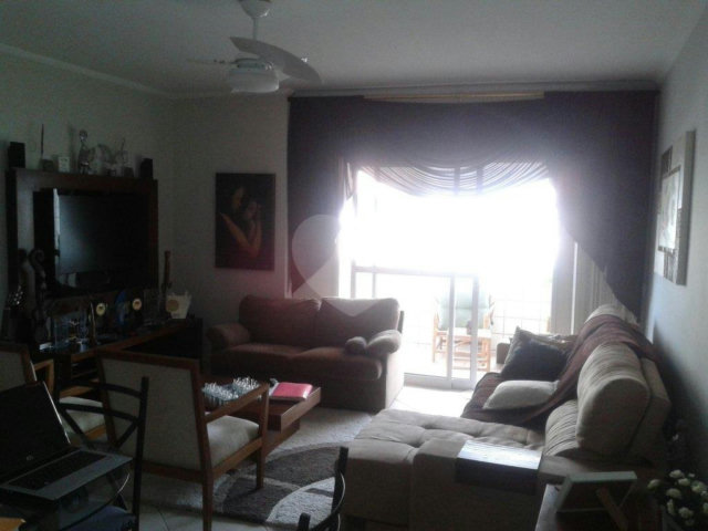 Apartamento à venda com 3 quartos, sendo 1 suíte,  em Aviação, Praia Grande, SP