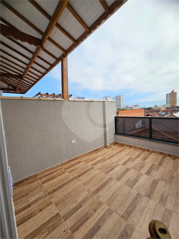 Sobrado à venda com 2 quartos em Maracanã, Praia Grande, SP
