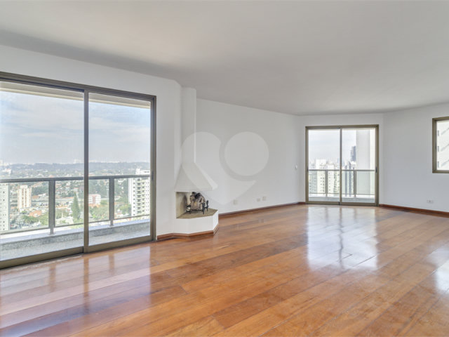 Apartamento à venda com 2 quartos, sendo 1 suíte,  em Campo Belo, São Paulo, SP