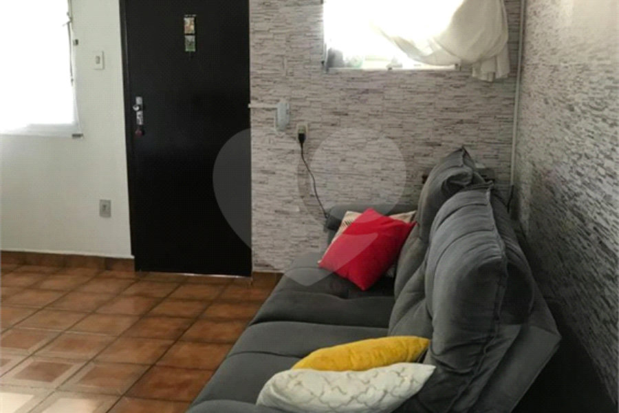 Sobrado à venda com 10 quartos, sendo 2 suítes, em Pirituba, São Paulo, SP