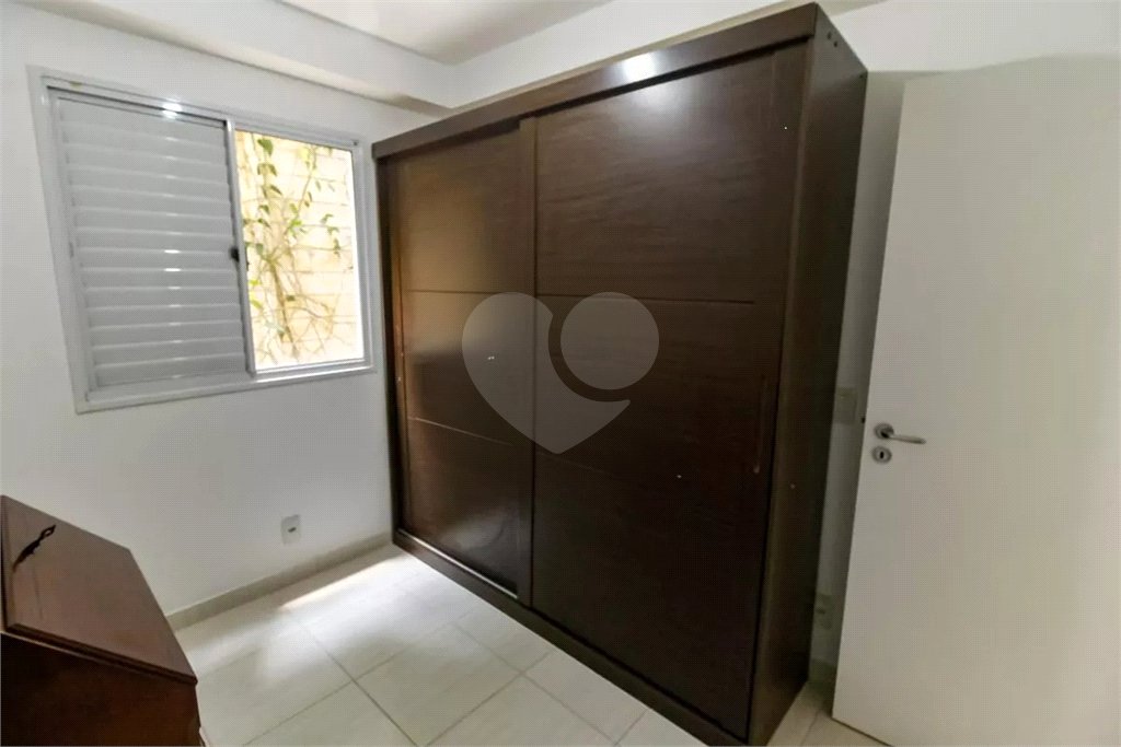Apartamento à venda com 3 quartos, sendo 1 suíte,  em Lar São Paulo, São Paulo, SP