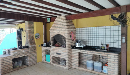 Casa à venda com 5 quartos, sendo 2 suítes,  no condomínio Cinco Lagos Portaria Ii, Mairiporã - SP