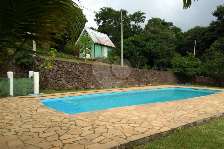 Chácara à venda com 4 quartos em Mato Dentro, Mairiporã, SP