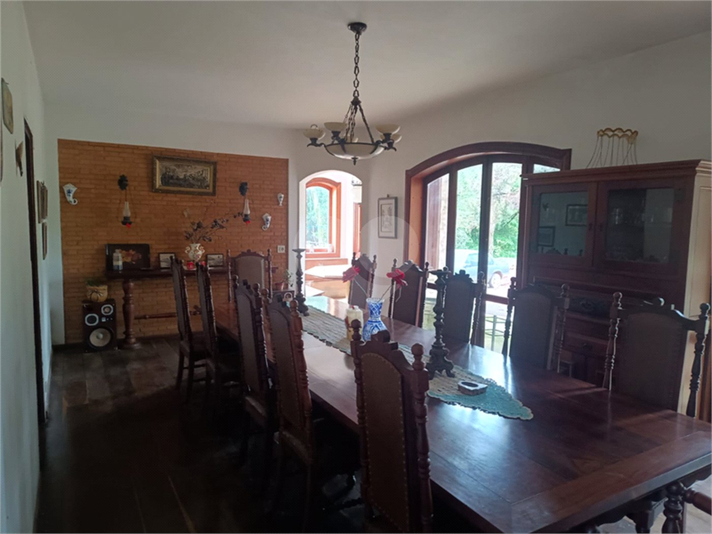 Casa à venda com 4 quartos, sendo 2 suítes, no condomínio Associação Reserva das Hortênsias, Mairiporã - SP