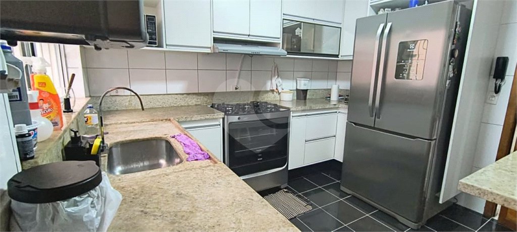 Sobrado à venda com 3 quartos, sendo 1 suíte, em Vila Butantã, São Paulo, SP