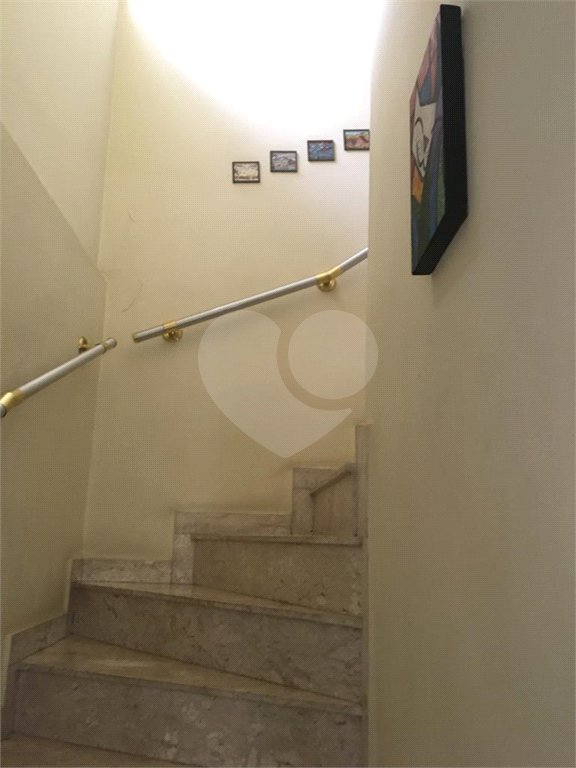 Sobrado à venda com 4 quartos, sendo 2 suítes, em Parada Inglesa, São Paulo, SP